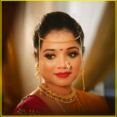 The Classic Maharashtrian Bride